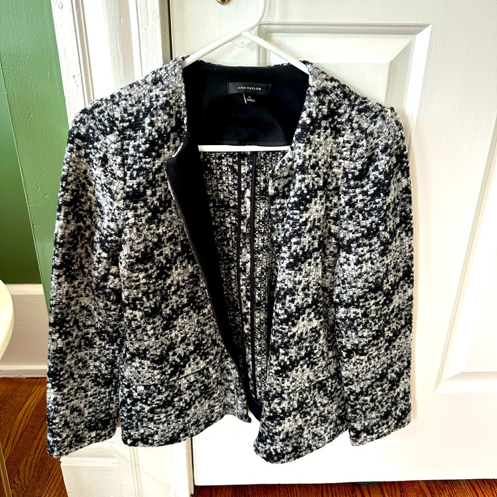 Ann Taylor Black and White Sweater Jacket